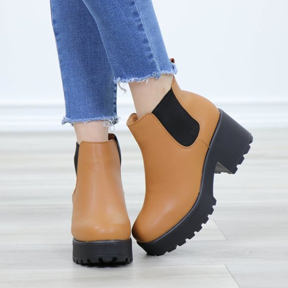 Chunky 90s Grunge Heel lug Platform booties - Picture 10 of 12